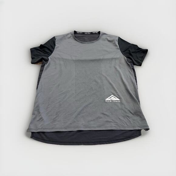 Nike Trail Running Rise 365 Mens Black Charcoal Dri-Fit Shirt Size L DM4646-010 - Picture 1 of 11